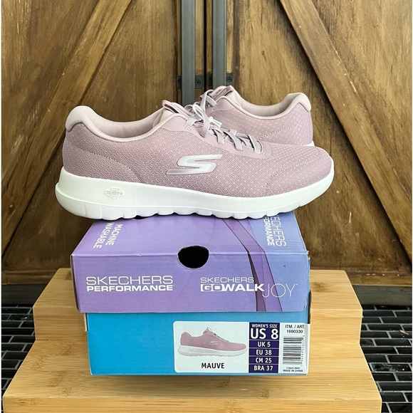 Skechers Shoes - NEW Skechers Go Walk Womens Goga Mat™ + EVA Mauve Tennis Shoes Sneakers 8